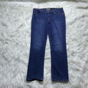 Levi’s 414 Relaxed Straight Jeans